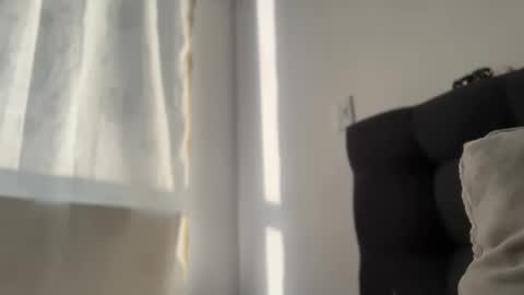 Ameliahs online show from 12.15.25