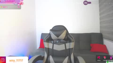 AMY  INDEPENT MODEL online show from 10.15.25