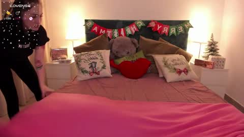 Angelina online show from 12.17.24