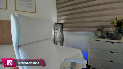 Ariadna Ruiz online show from 05.15.26