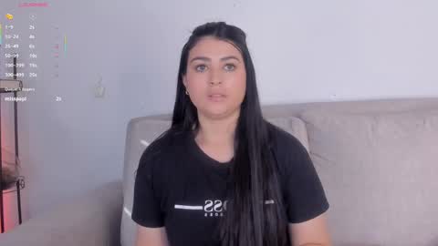 Bianca Torres online show from 09.26.25