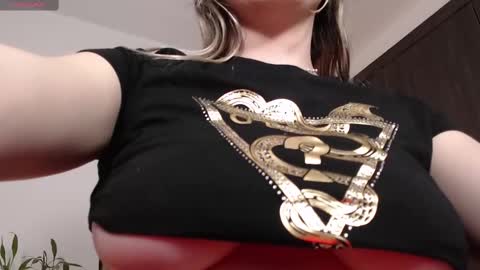 MissBlair online show from 03.12.25