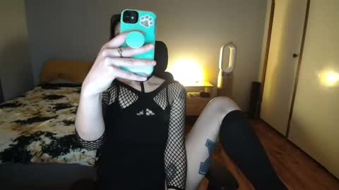 Snapshot of misscarmilla444 chatting on 09.29.25 MissCarmilla444 online show from 09.29.25