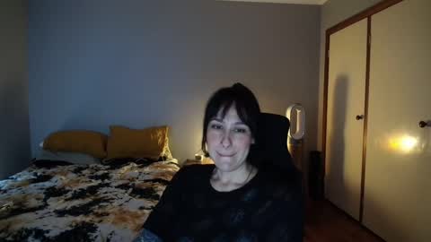 Snapshot of misscarmilla444 chatting on 09.30.25 MissCarmilla444 online show from 09.30.25