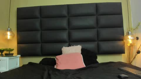 charllote online show from 04.16.26