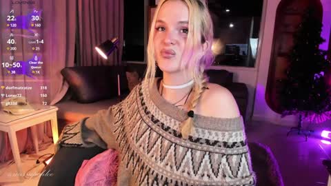 Snapshot of misschloe__ chatting on 12.06.24 Chloe freelance model Please your thumbs up are important online show from 12.06.24