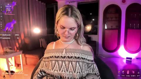 Snapshot of misschloe__ chatting on 02.06.25 Chloe freelance model Please your thumbs up are important online show from 02.06.25