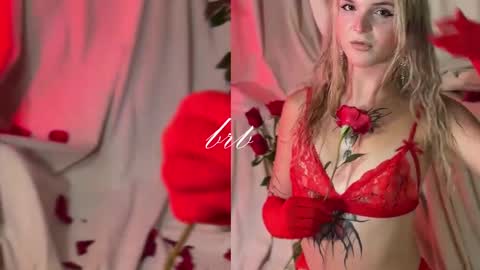 Snapshot of misschloe__ chatting on 02.21.25 Chloe freelance model Please your thumbs up are important online show from 02.21.25