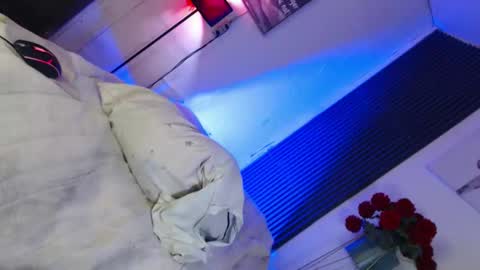 Nicole online show from 10.21.25