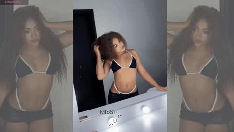 Snapshot of missdionne__curly chatting on 09.27.25 DIONNE online show from 09.27.25