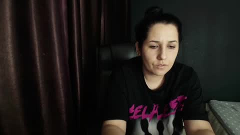 Snapshot of missdyaa chatting on 03.04.25 Miss online show from 03.04.25