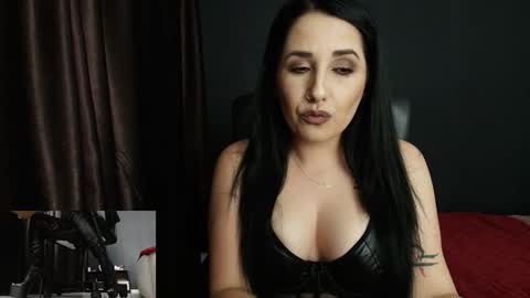 Snapshot of missdyaa chatting on 09.23.25 Miss online show from 09.23.25