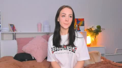 Hello dear my name Elisa online show from 04.14.26