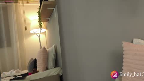 Yuliana online show from 11.24.25