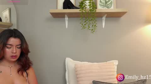 Yuliana online show from 11.27.25