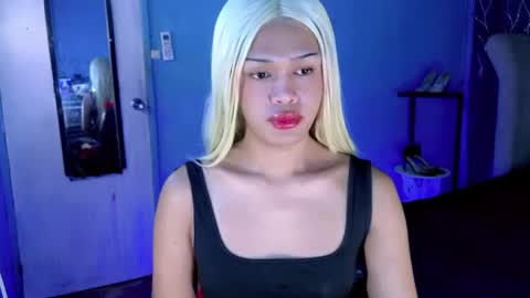 im your queen steffie online show from 04.12.26