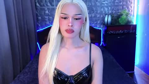 im your queen steffie online show from 07.03.26