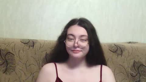 Snapshot of missis_mona chatting on 10.19.25 missis mona online show from 10.19.25