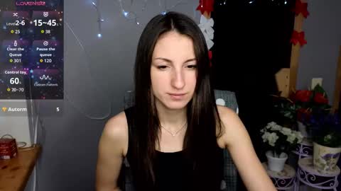 Snapshot of missis_sofiia chatting on 11.30.25 Sofia online show from 11.30.25