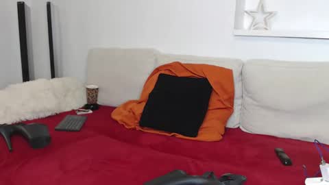 missjenifer online show from 10.03.25