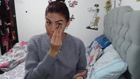 misskarol18 online show from 01.18.25