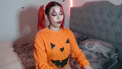 misskarol18 online show from 10.08.25