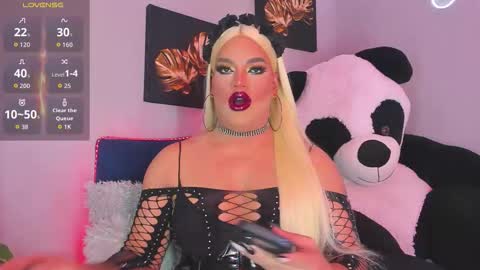 kassandra lazcano online show from 09.17.25