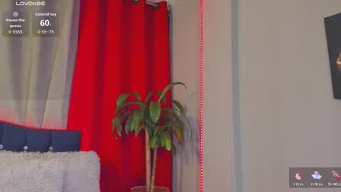 kassandra lazcano online show from 10.25.25