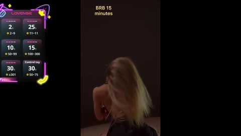 misskristel online show from 11.10.25