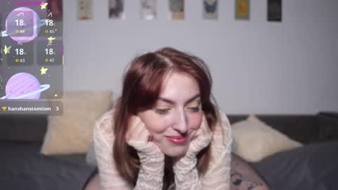 Snapshot of misslinny chatting on 11.24.25 misslinny online show from 11.24.25