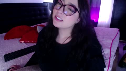 Miss Loise online show from 12.12.24