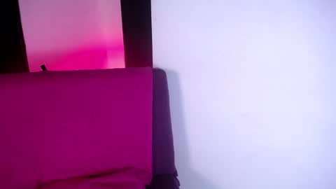 Miss Loise online show from 12.23.24