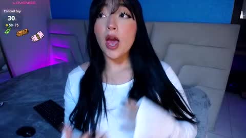 Miss Loise online show from 09.23.25