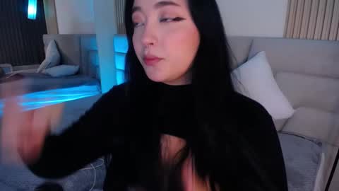 Miss Loise online show from 12.05.25