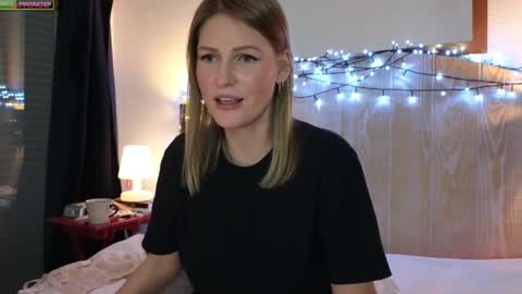 Misslucci online show from 12.20.24