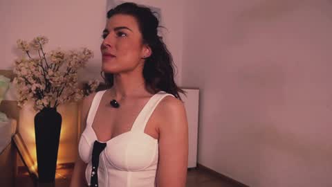 Snapshot of misslullu chatting on 11.13.25 Lullu online show from 11.13.25