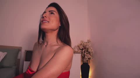 Snapshot of misslullu chatting on 11.15.25 Lullu online show from 11.15.25