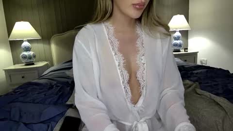 Miss Madison Mae online show from 12.03.25