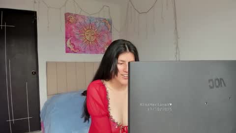 Snapshot of missmarianax chatting on 10.17.25 Mariana online show from 10.17.25
