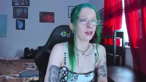 Mistress Nikki Vill online show from 05.27.26