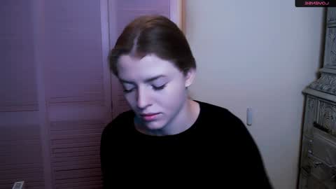 Snapshot of missoliviaa_ chatting on 01.12.25 Olivia online show from 01.12.25