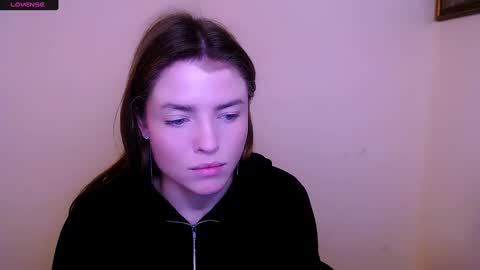 Snapshot of missoliviaa_ chatting on 01.30.25 Olivia online show from 01.30.25