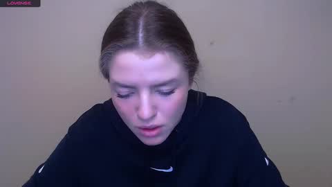 Snapshot of missoliviaa_ chatting on 02.26.25 Olivia online show from 02.26.25