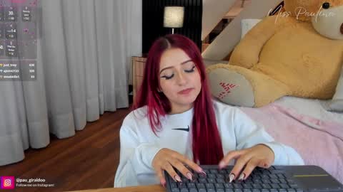 Pau Giraldo online show from 01.17.25