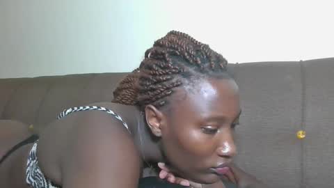 pretty gal online show from 11.10.25