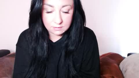 Snapshot of missqueen1416 chatting on 10.23.25 Missqueen1416 online show from 10.23.25