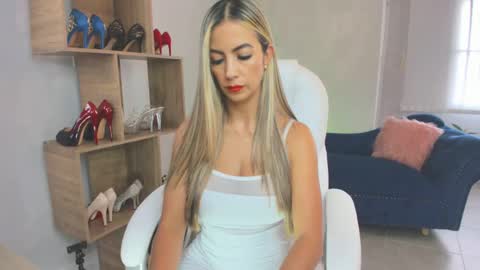 Snapshot of missrhodes1 chatting on 03.03.25 Miss Rhodes online show from 03.03.25