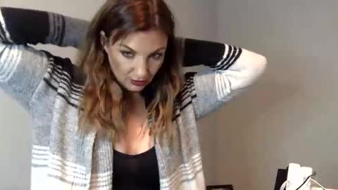 Wifey online show from 10.22.25