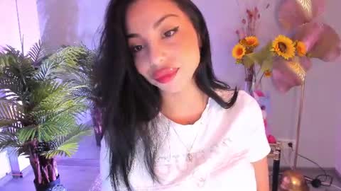 Snapshot of misssiennaa chatting on 06.26.26 Sienna online show from 06.26.26