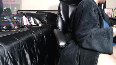 MissTajaa online show from 10.20.25